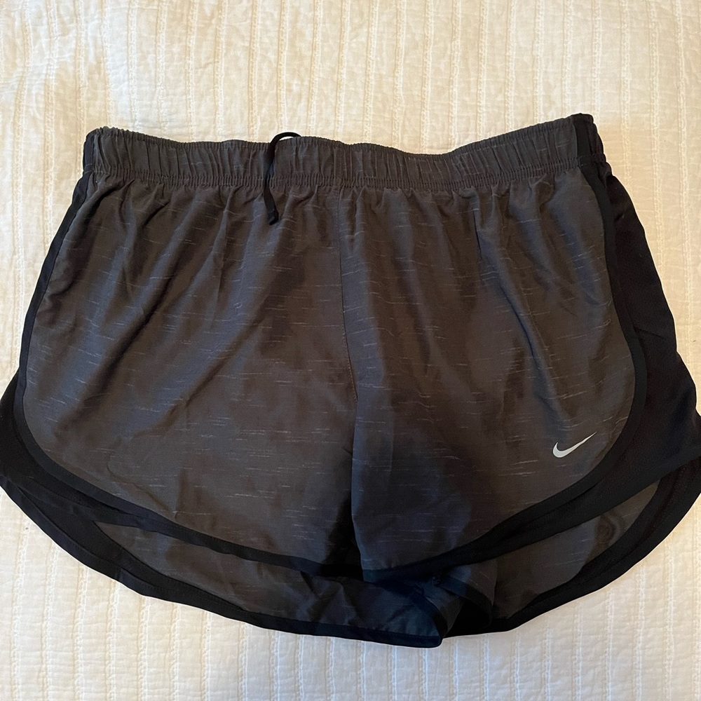 Nike drifit NWT shorts size XL